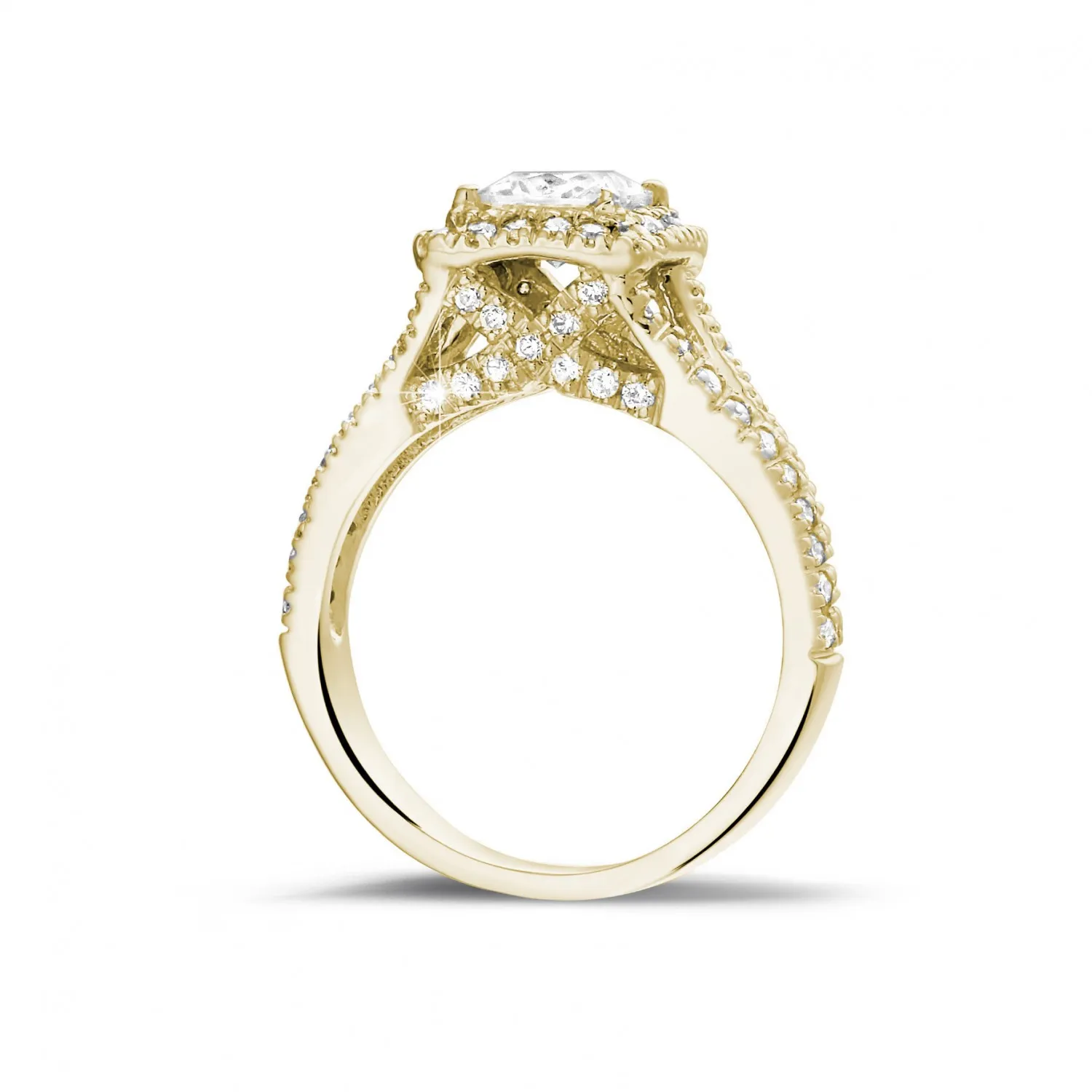 1.00 quilates anillo solitario en oro amarillo con diamante talla princesa y diamantes laterales 