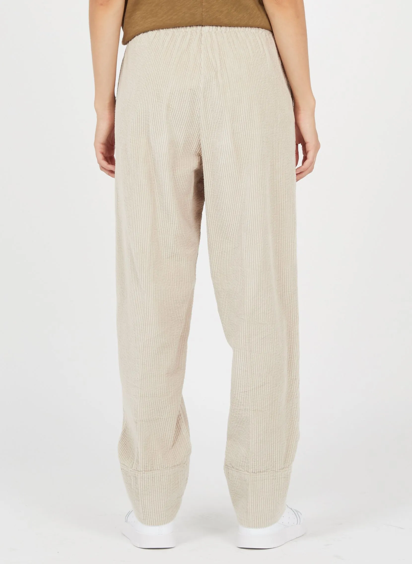 AMERICAN VINTAGE PADOW  PANTALóN ANCHO DE PANA DE TALLE ALTO EN BEIGE