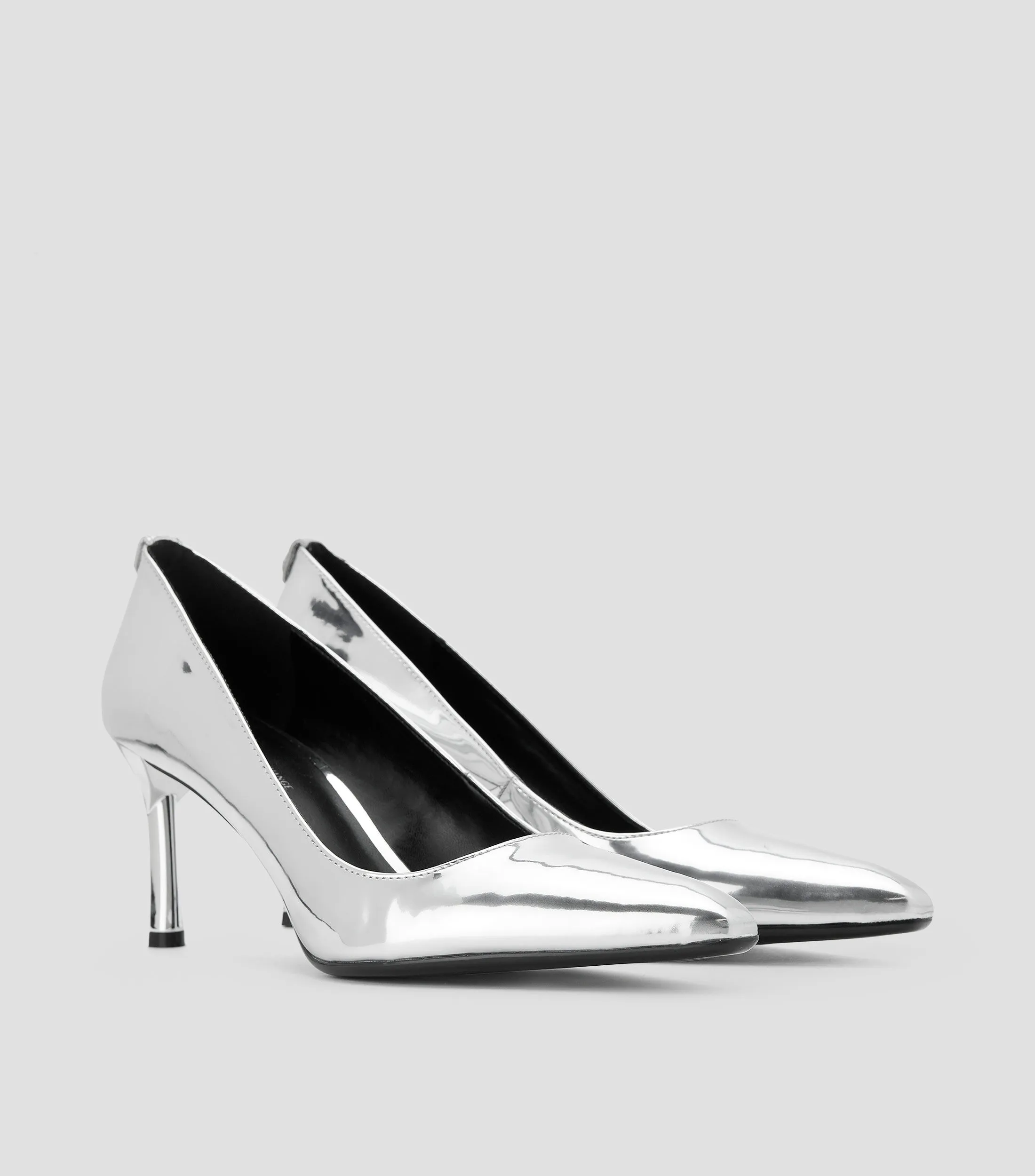 Armani Exchange Zapatillas con Tacón Medio Media Luna Mujer