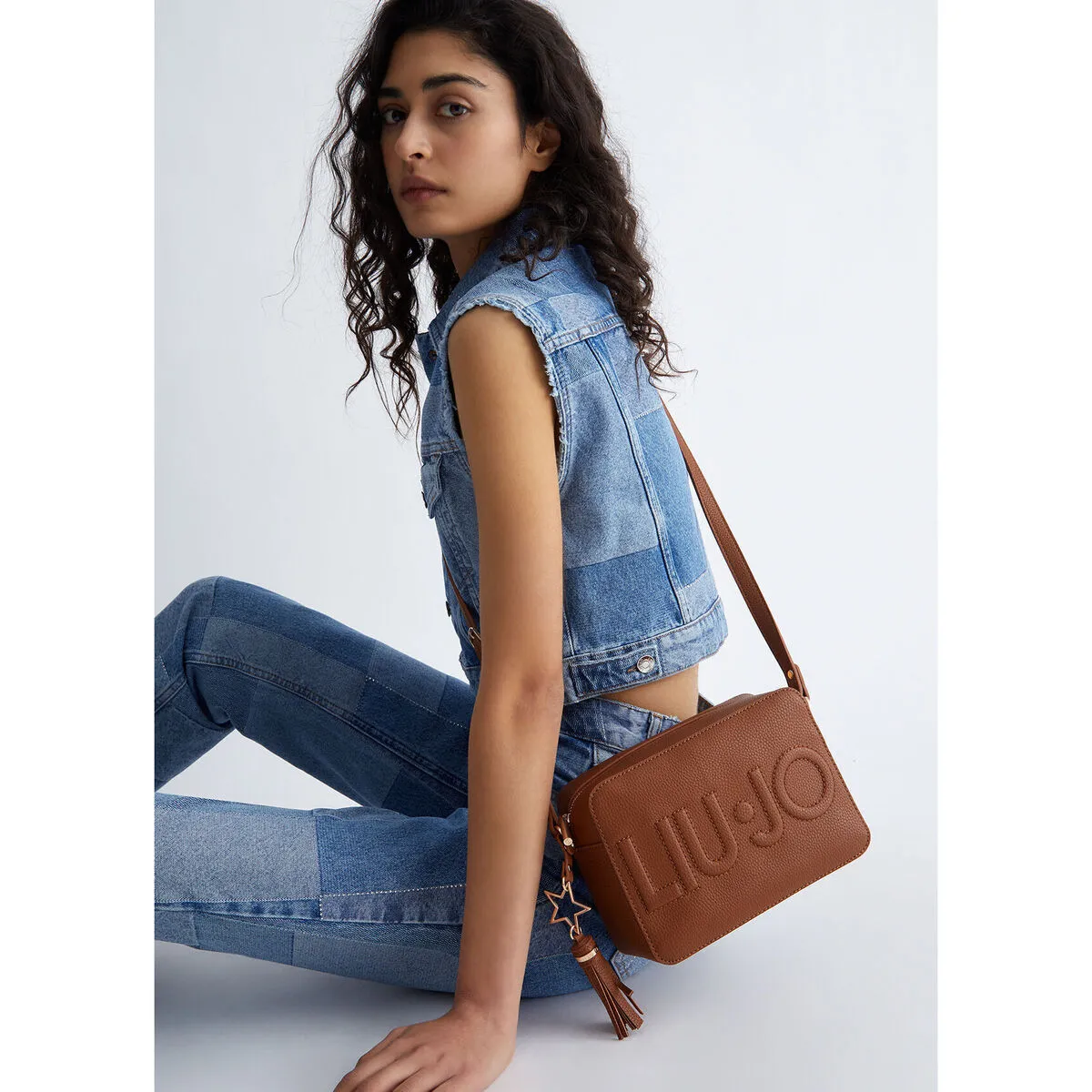 Bandolera con charm