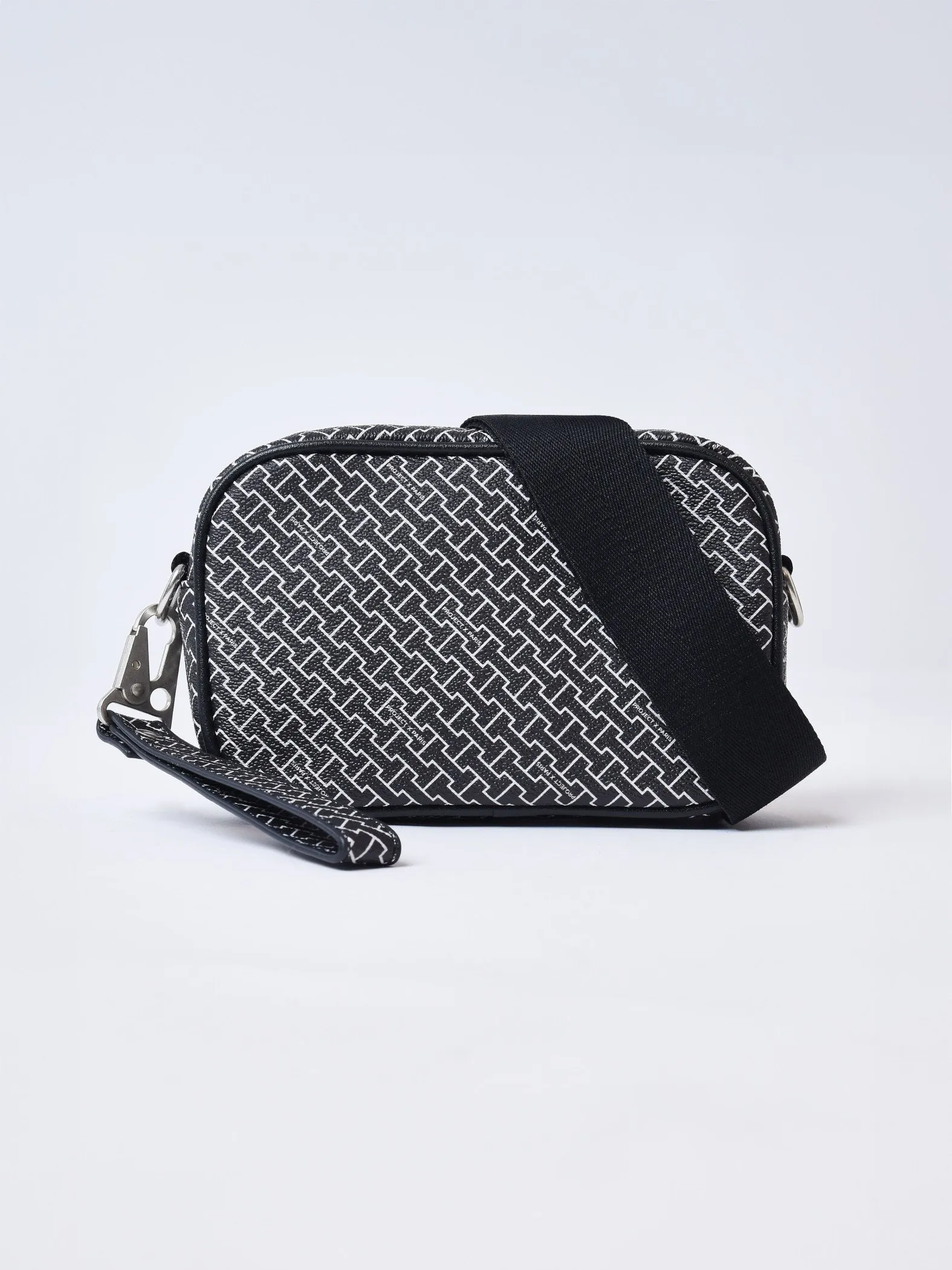 Bandolera con monograma