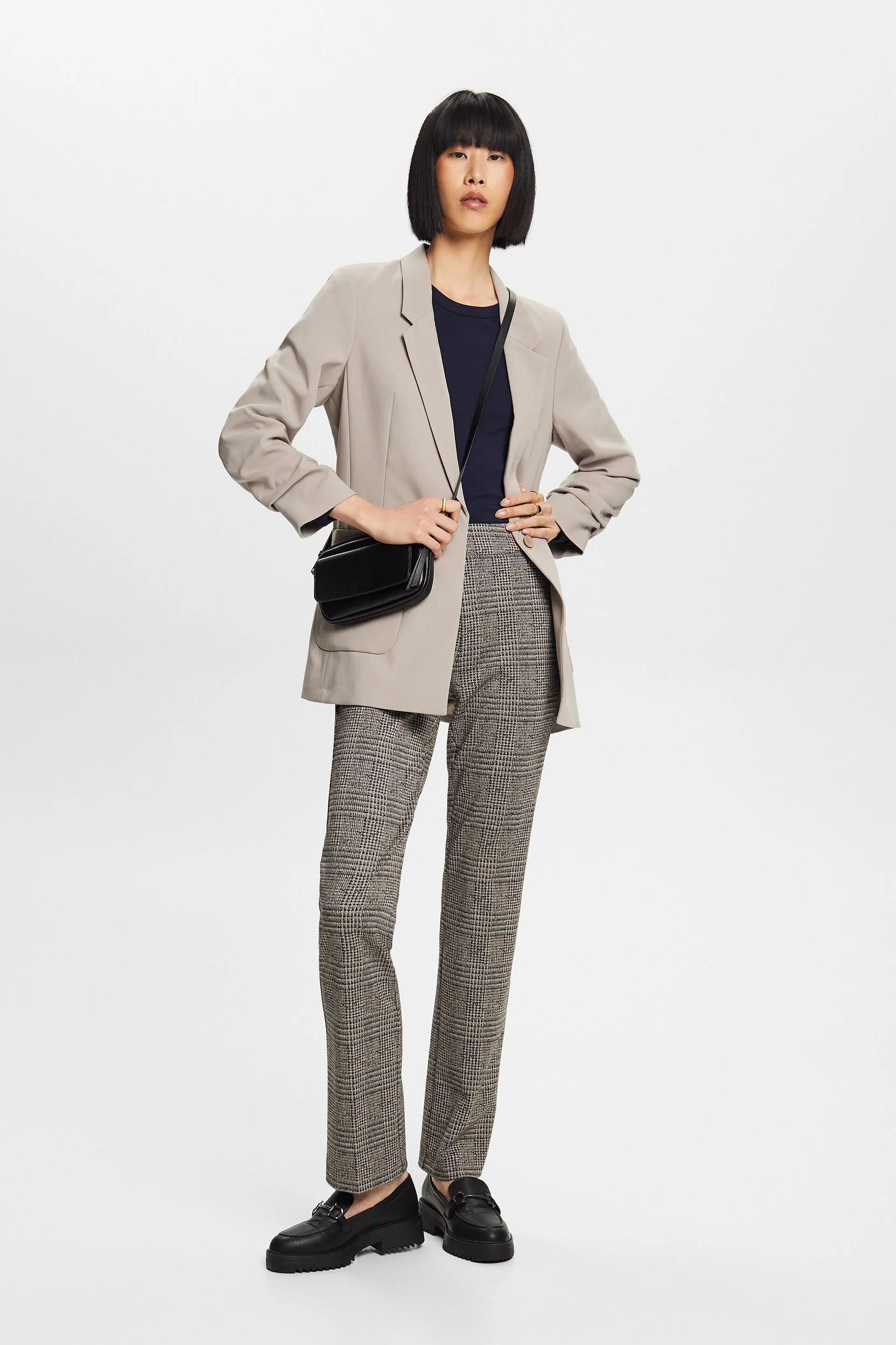 Blazer con mangas drapeadas