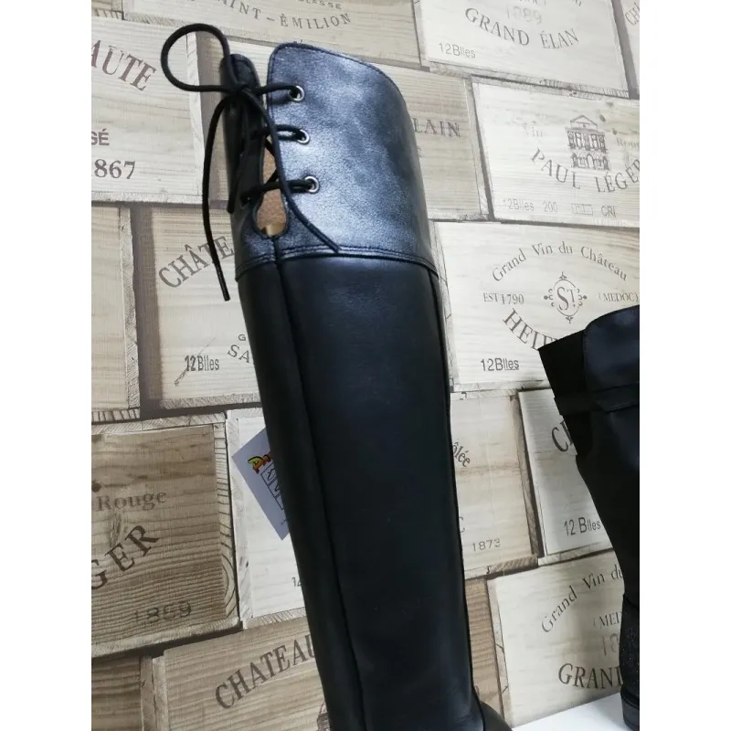 Bota alta de piel Yowas 21680