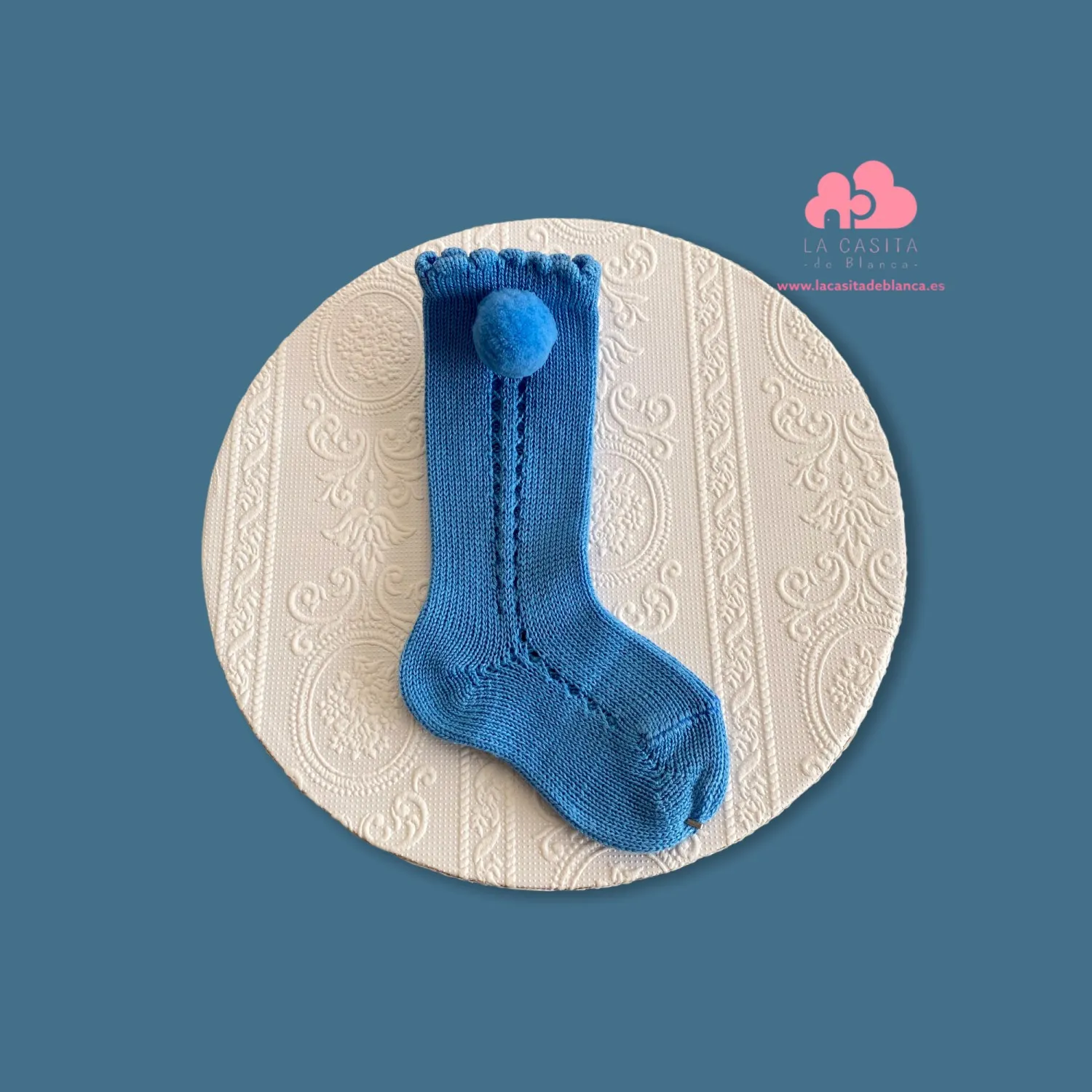 CALCETIN ALTO CALADO CON POMPóN. UNISEX. VARIOS COLORES. PV