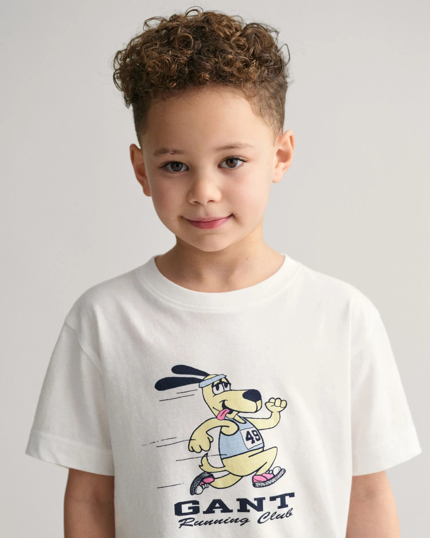 Camiseta con estampado de perro corriendo GANT Kids