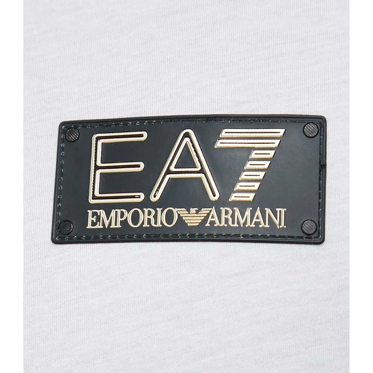  CAMISETA CON LOGO