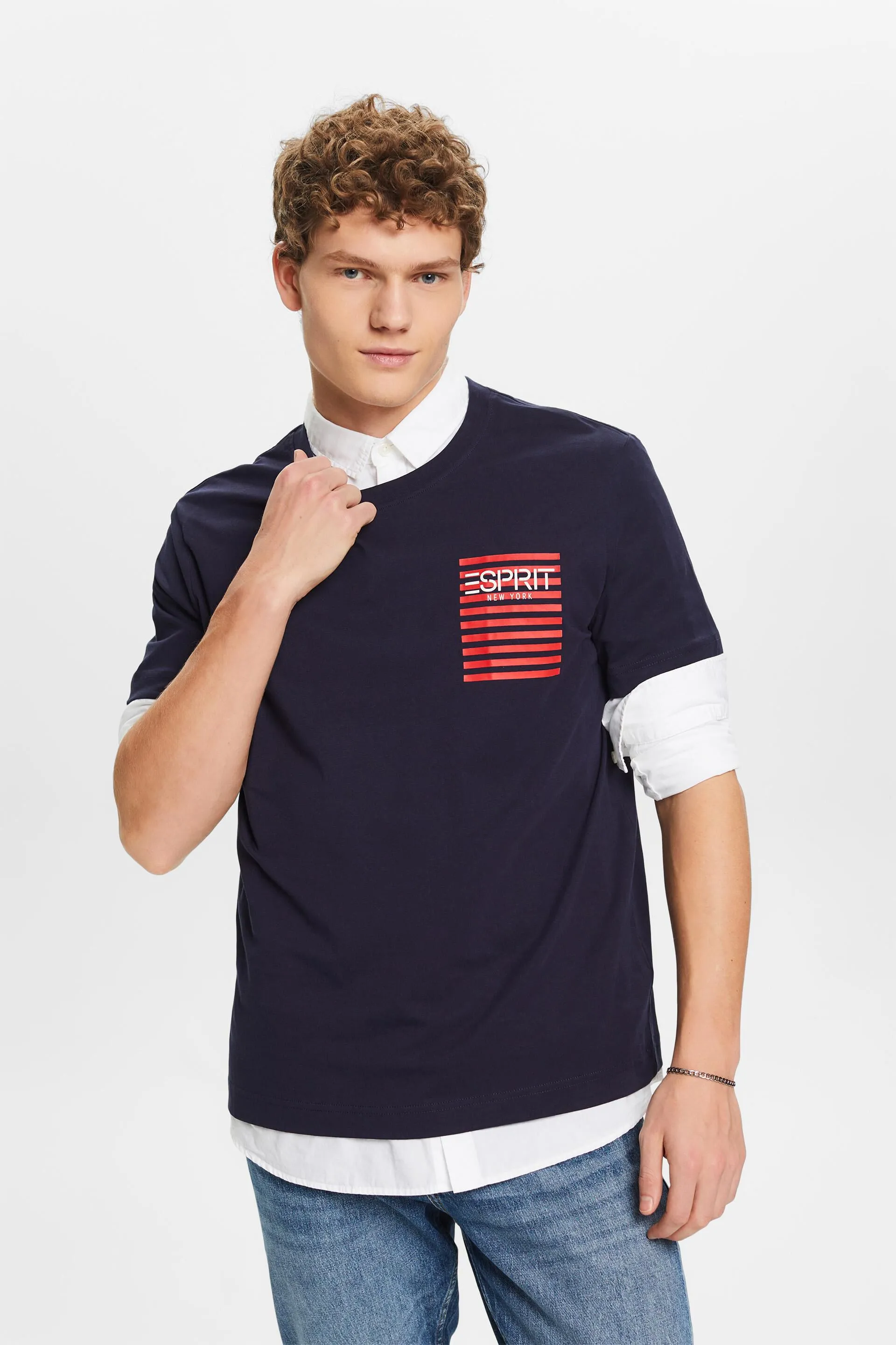 Camiseta con logotipo