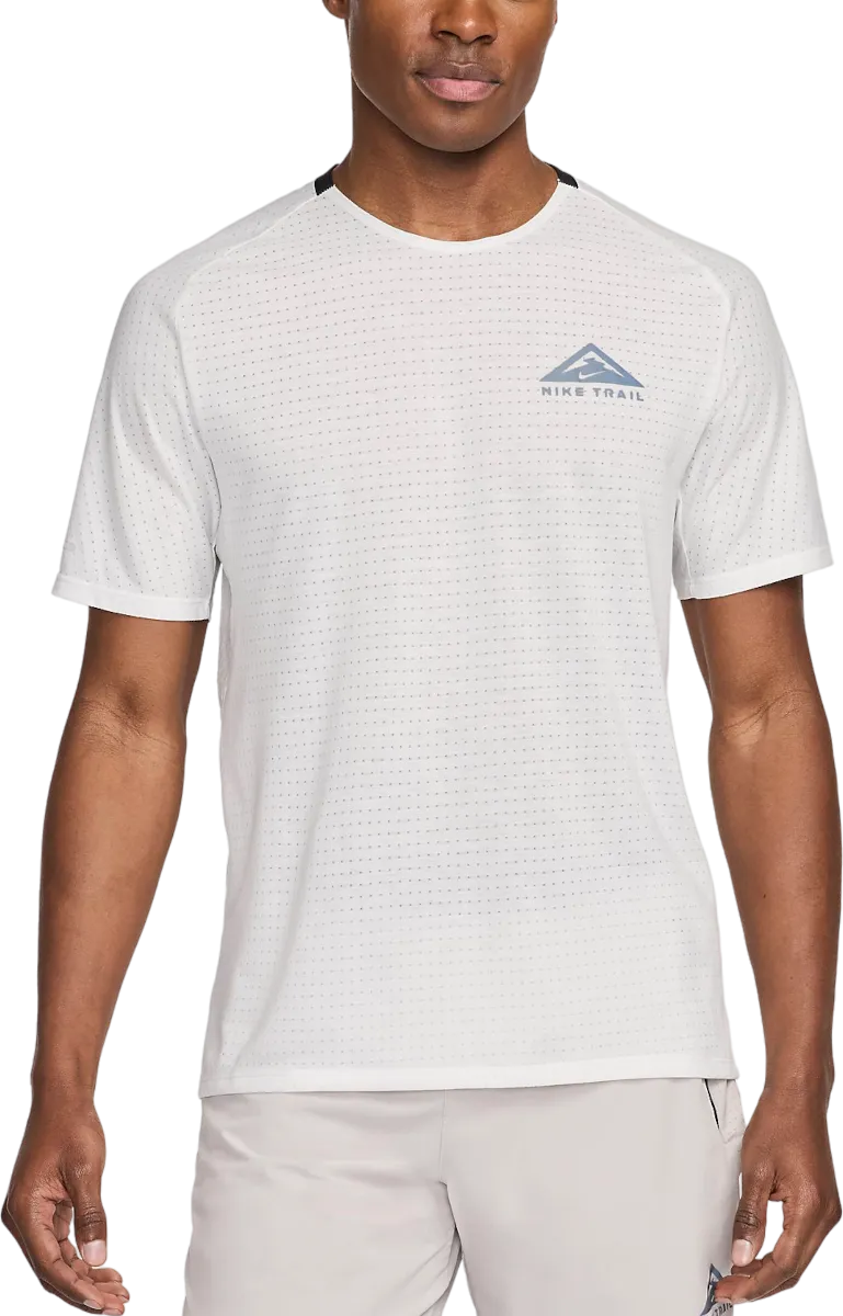 Camiseta Nike Trail Solar Chase