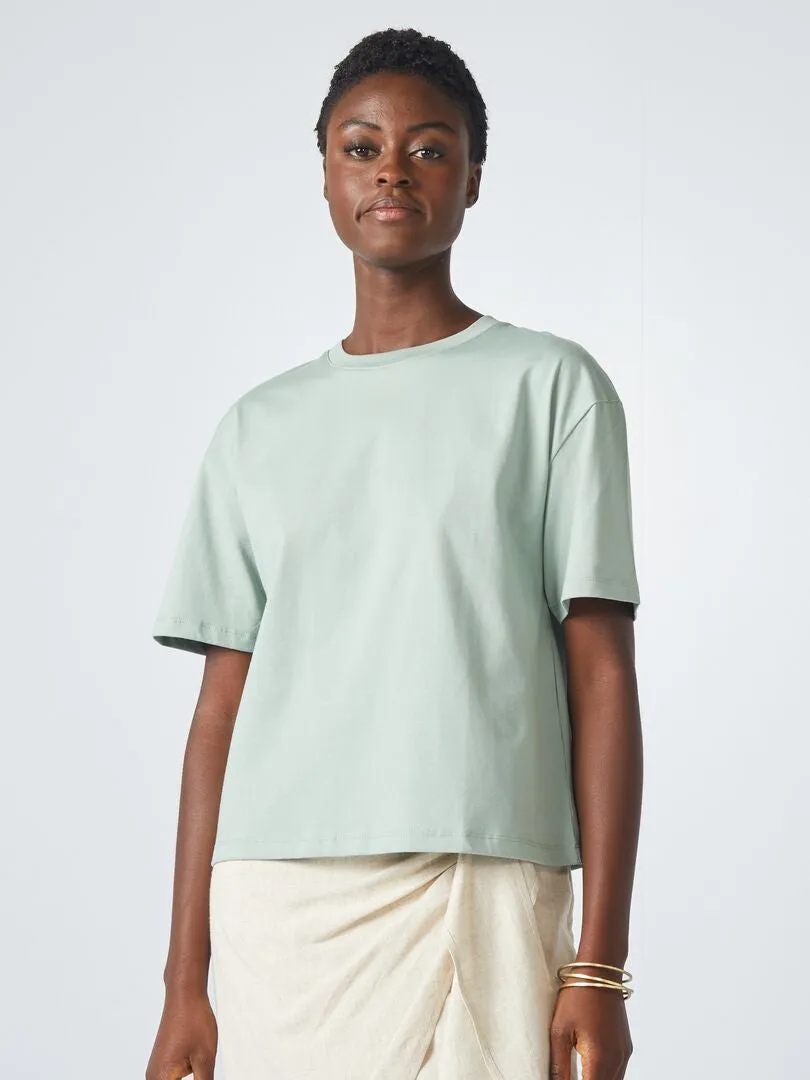 CAMISETA OVERSIZE CON CUELLO REDONDO  VERDE