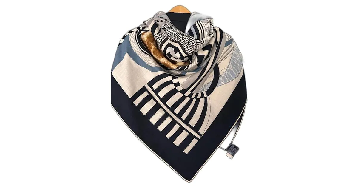 chal 140 La silla de montar imaginaria de Hermès Blanco roto Azul marino Camello 