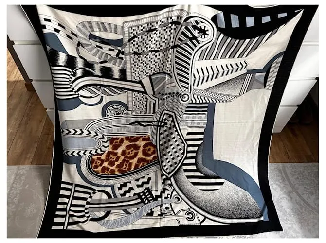 chal 140 La silla de montar imaginaria de Hermès Blanco roto Azul marino Camello 
