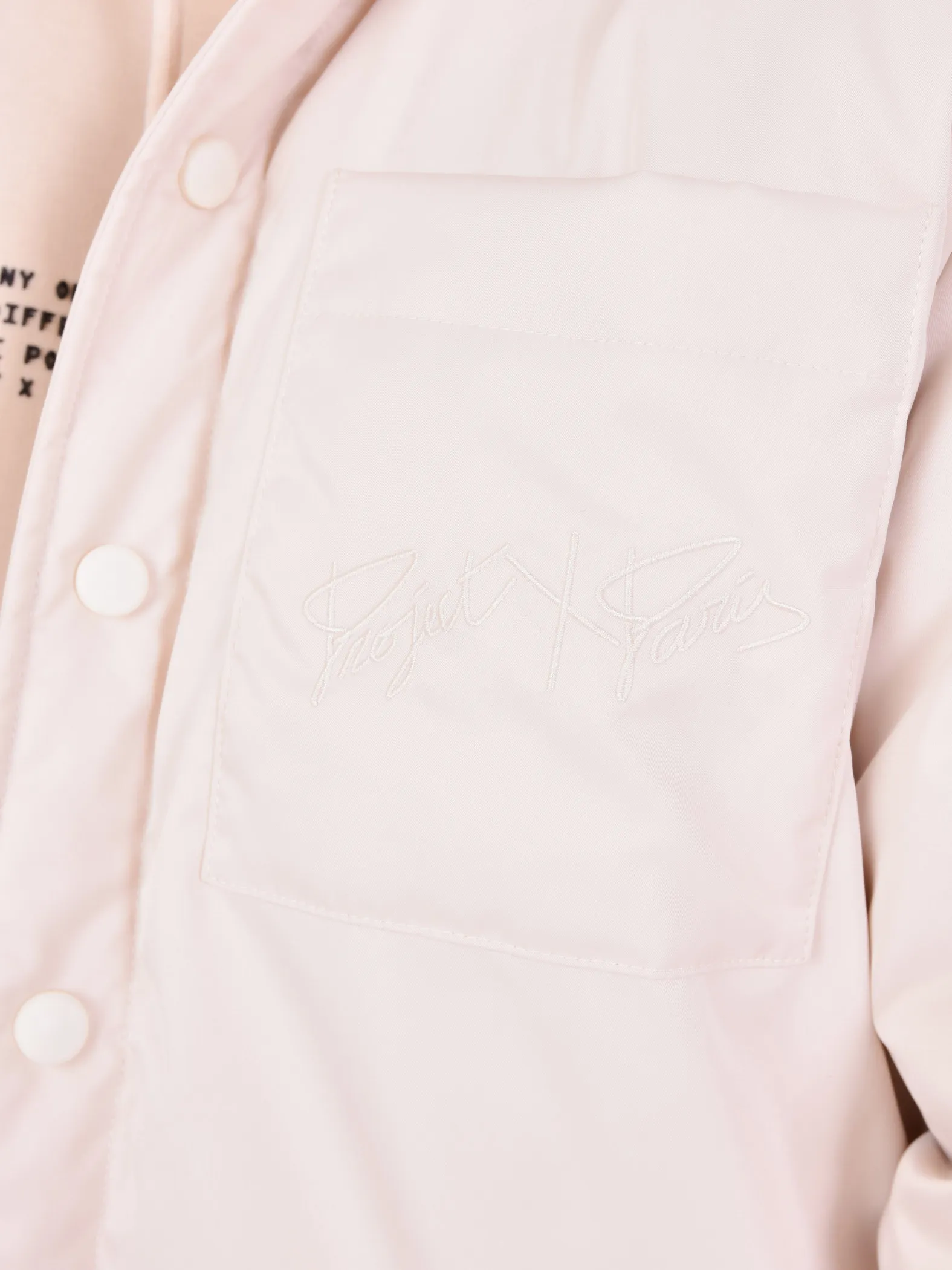 Chaqueta básica con bolsillos