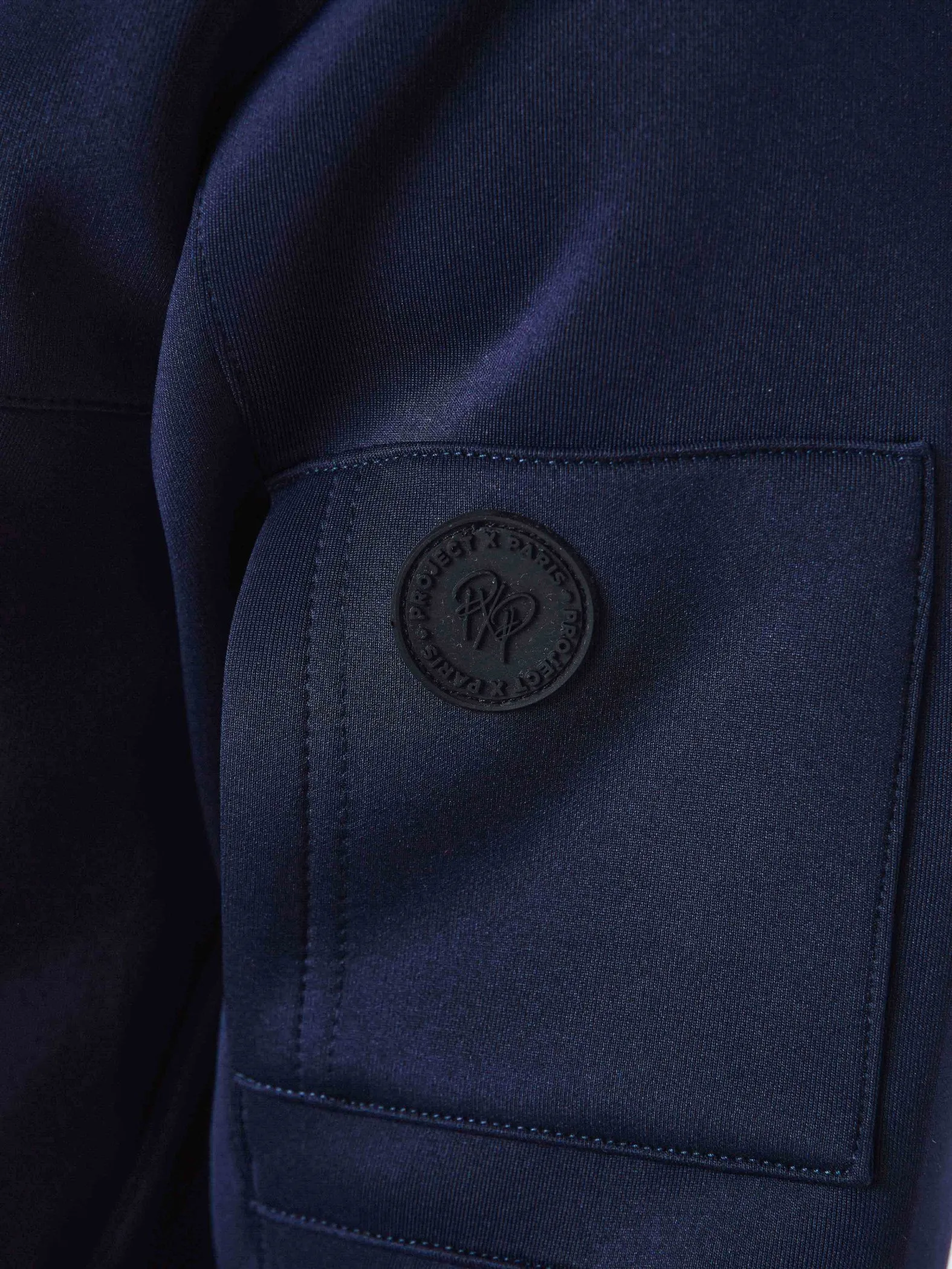 Chaqueta con capucha Techwear
