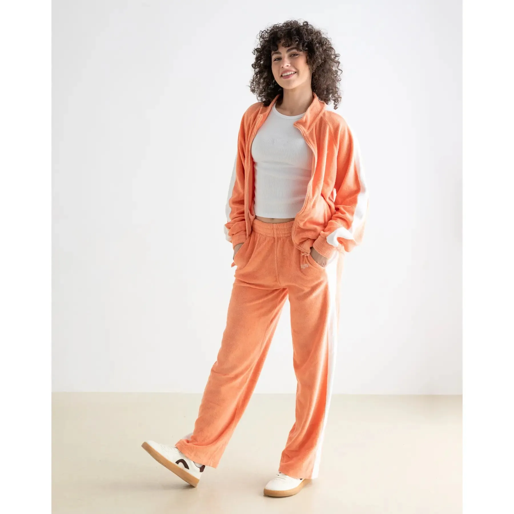 Chaqueta de chándal apricot  Ohne x Clotsy