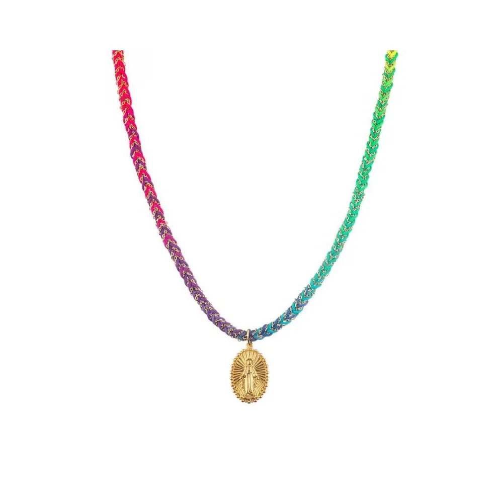 Collar corto con trenza de poliamida con medalla colgante con tonalidades arcoíris