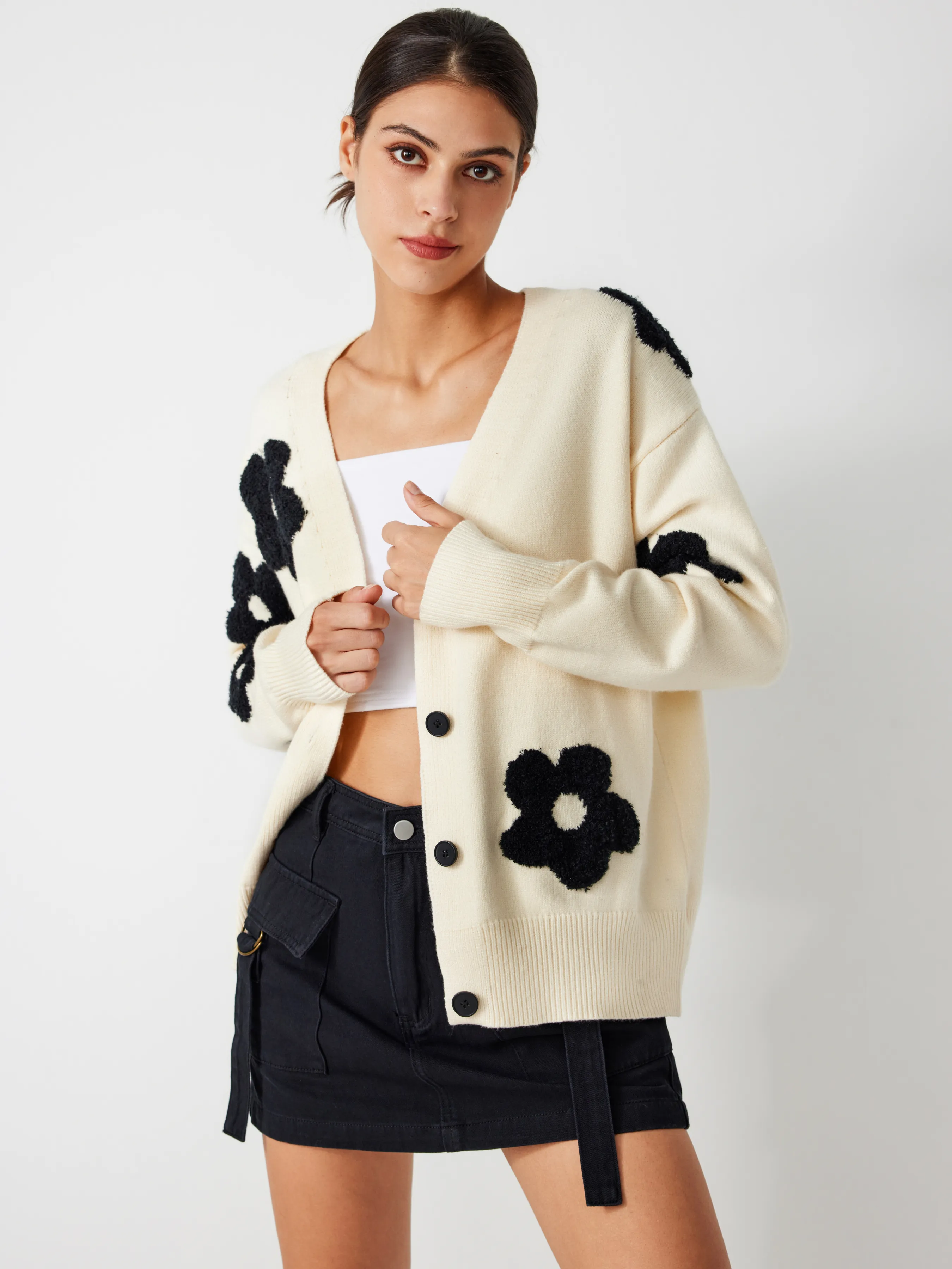 Cárdigan con botones y estampado floral de cuello en V