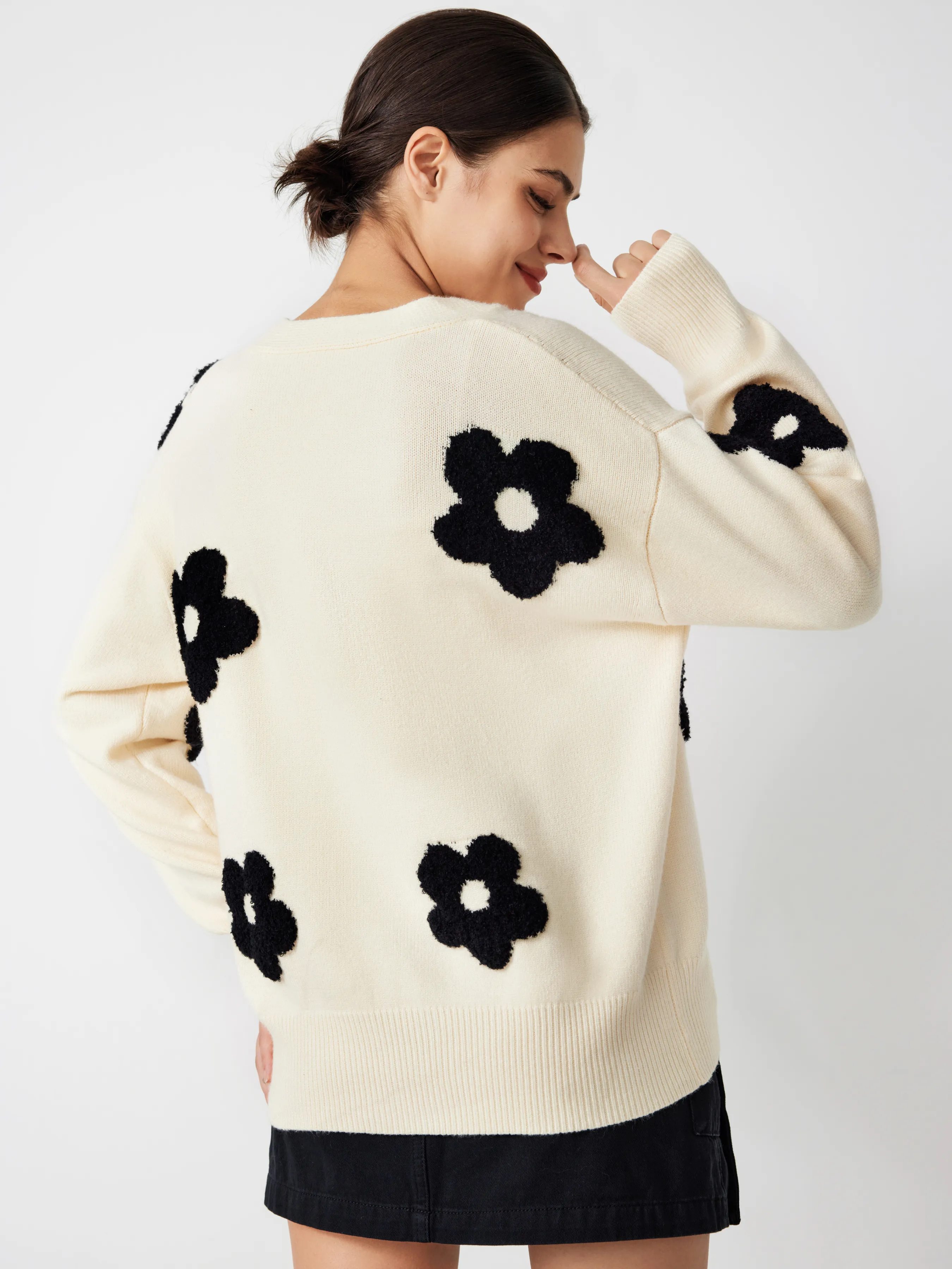 Cárdigan con botones y estampado floral de cuello en V