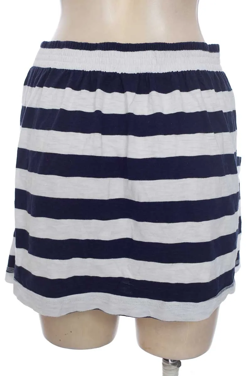 FALDA COLOR BLANCO  AEROPOSTALE