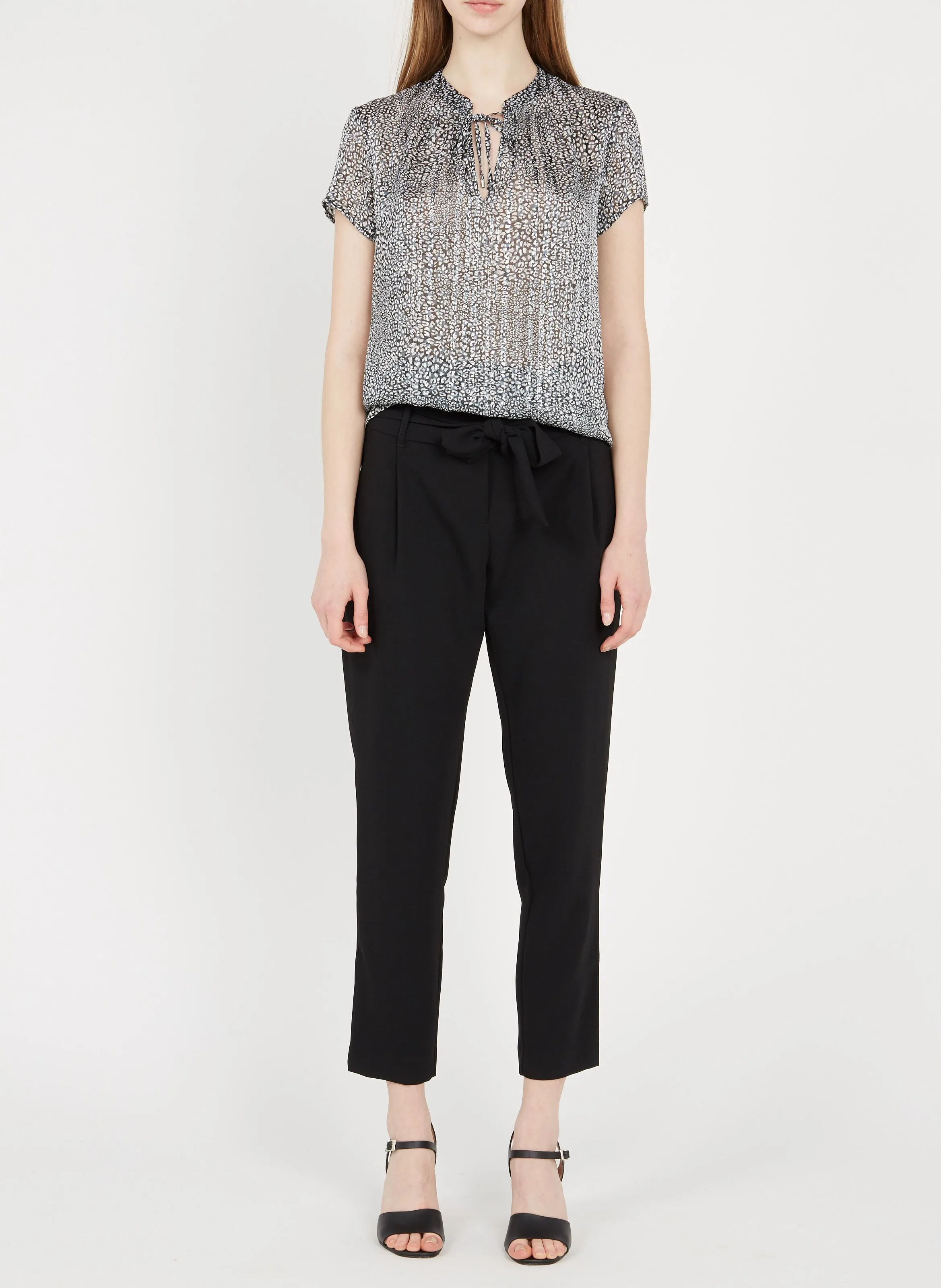 IKKS Pantalón tapered de crepé de talle alto en negro