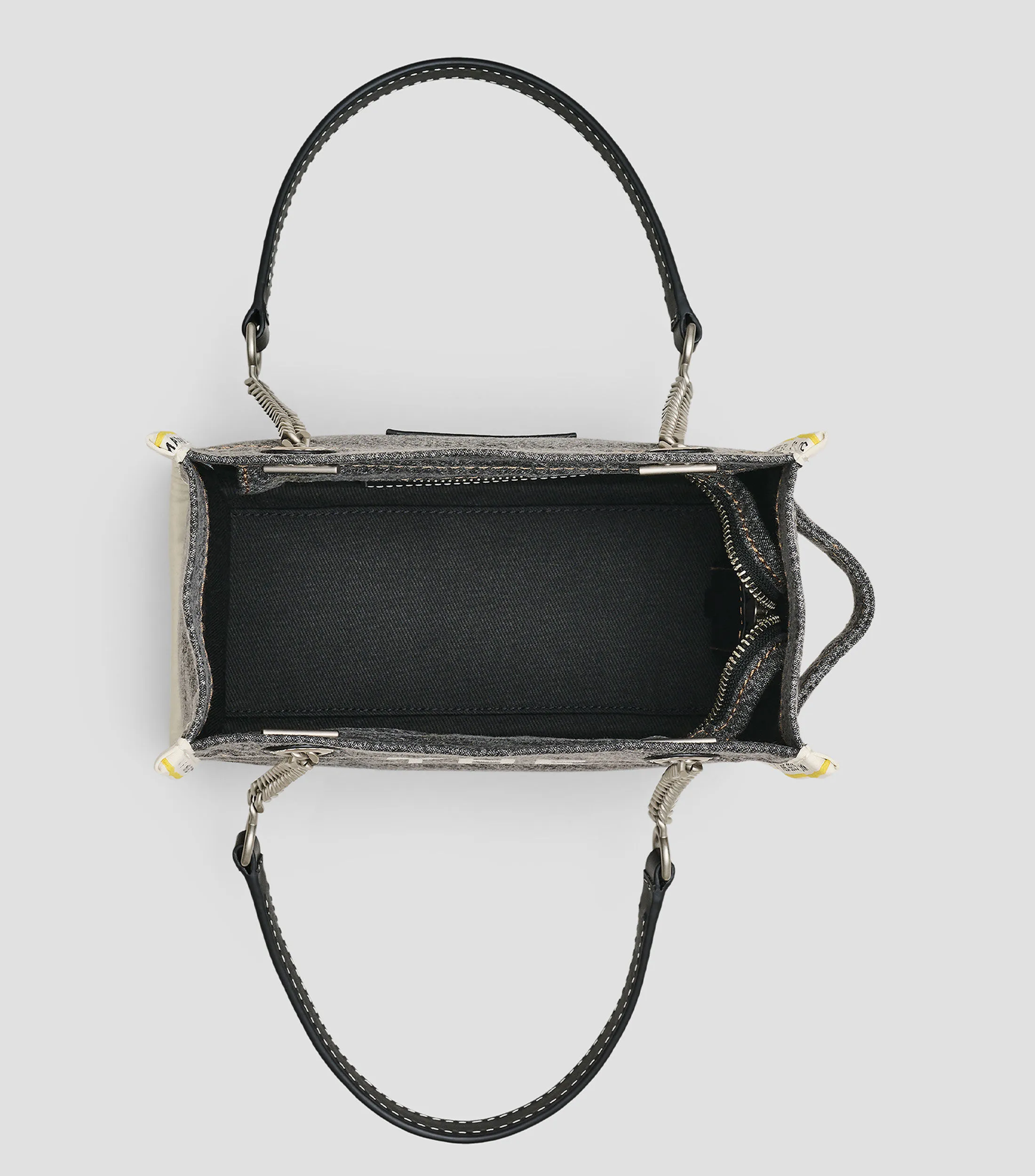 Marc Jacobs Bolso Tote "The Denim Chain Small Tote Bag" Black Mujer