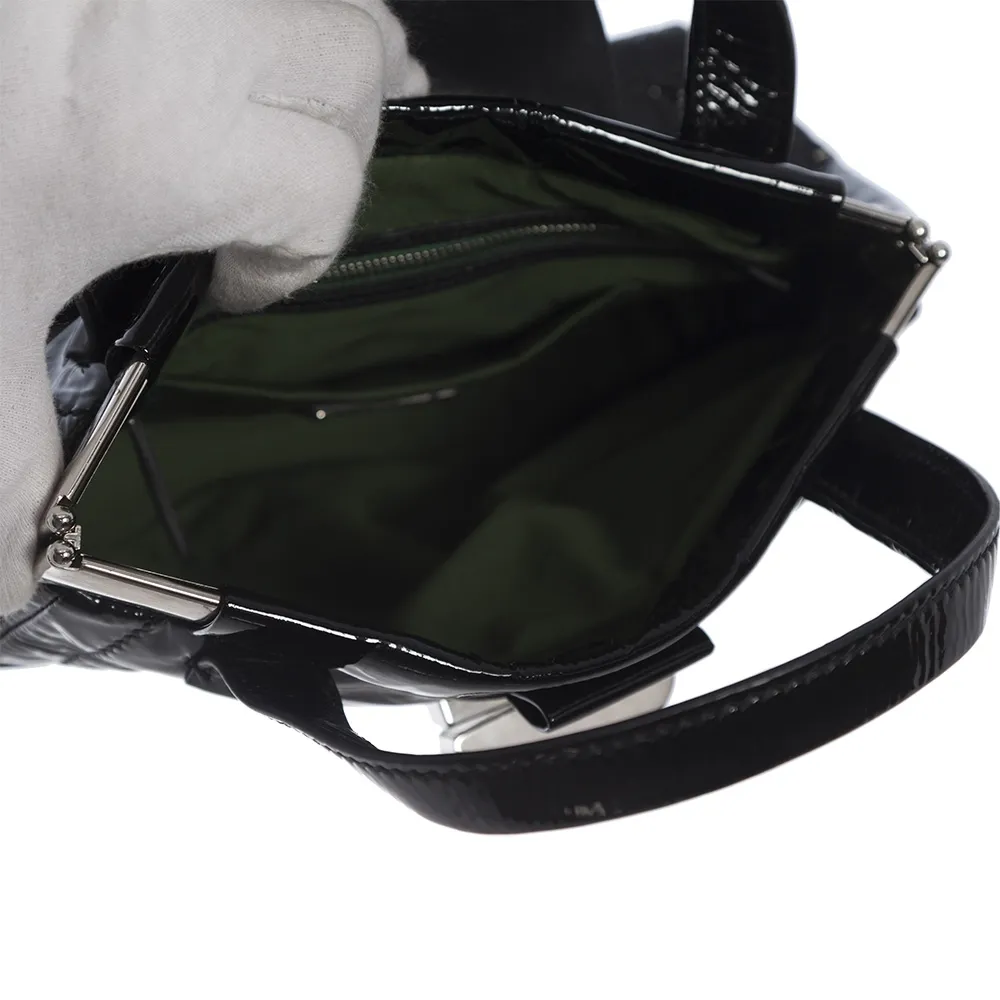 Miu Miu Bolso Turnlock Charol Negro