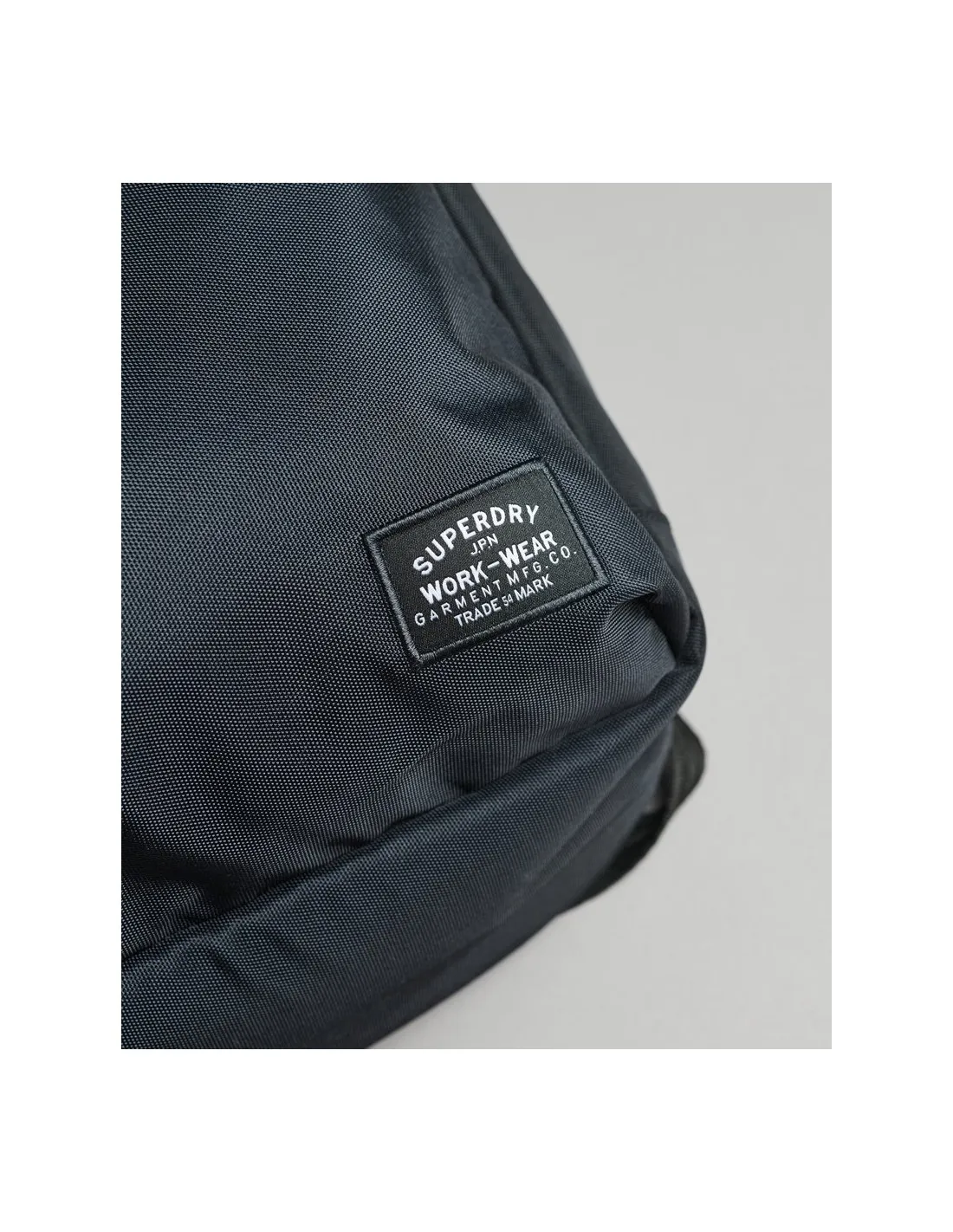 Mochila gráfica Montana de Superdry