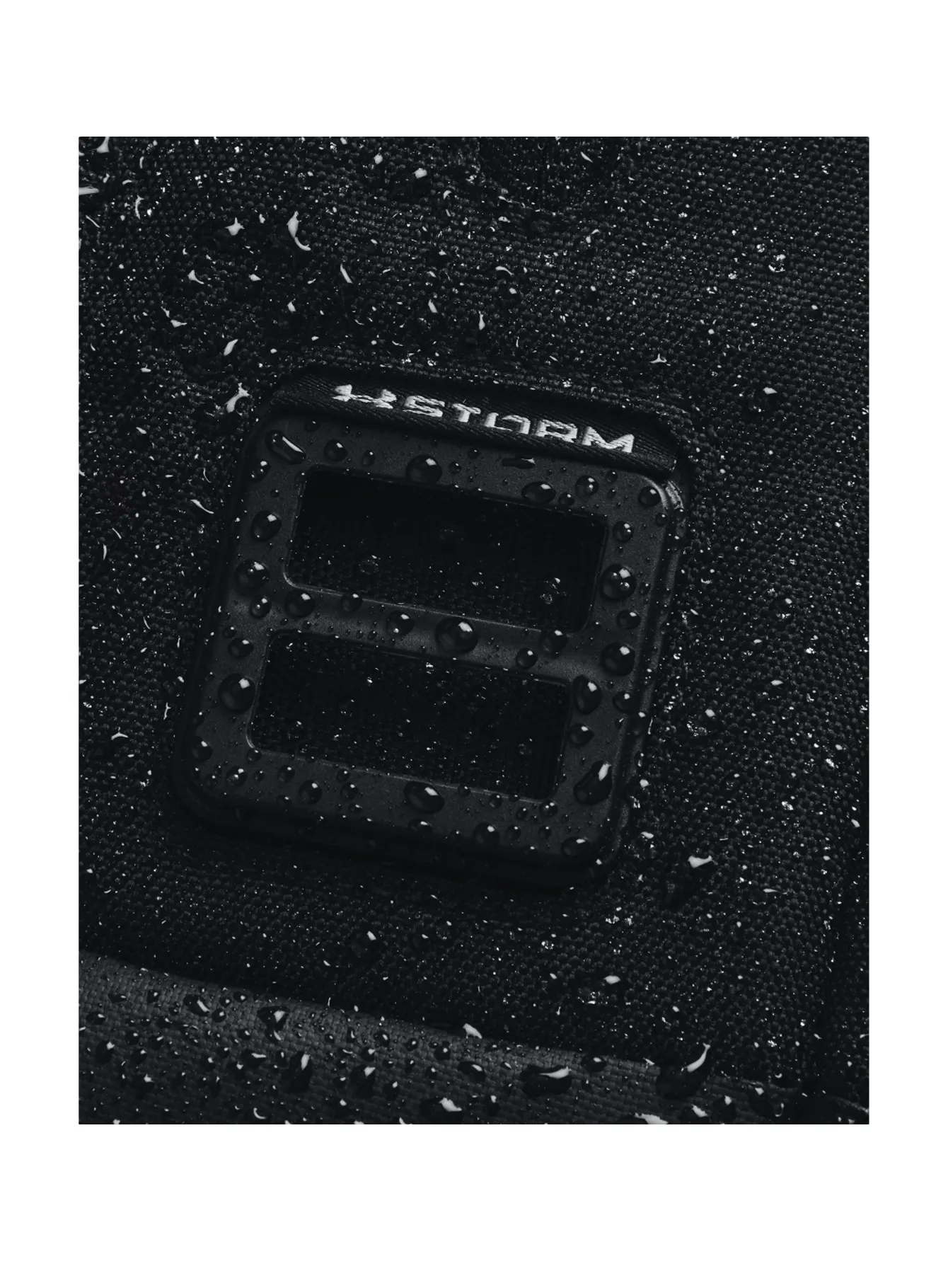 Mochila Under Armour Halftime Color Negro