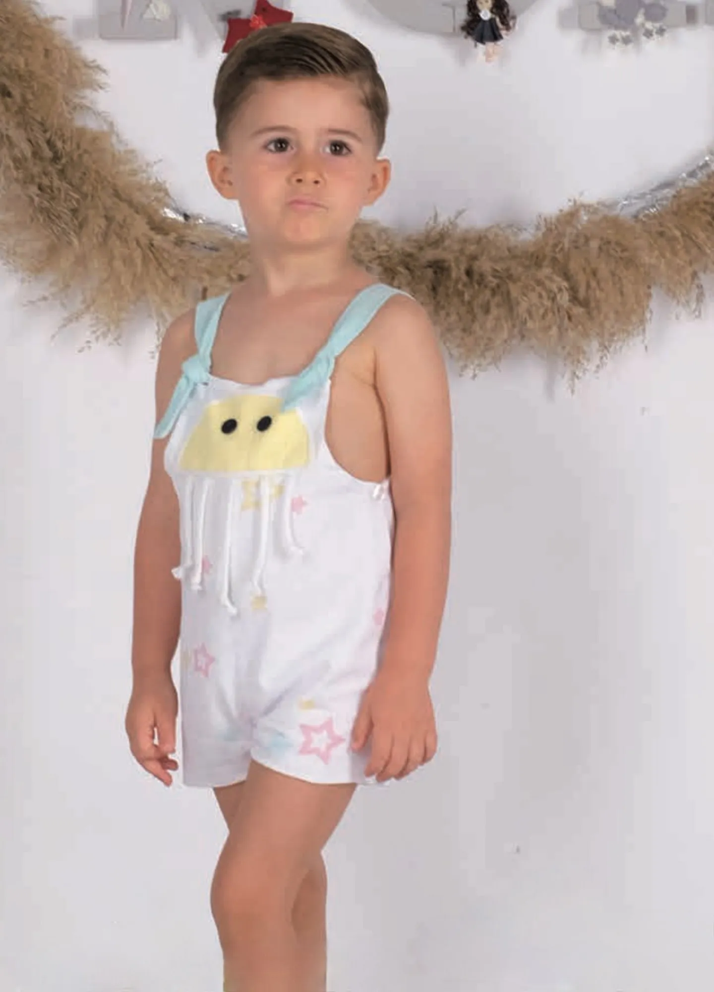 Mono unisex en blanco con estrellas Colección Olivia