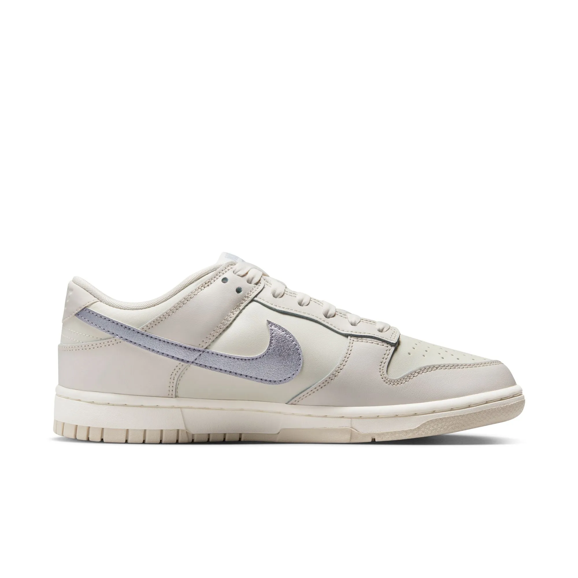 NIKE WOMEN DUNK LOW AIL/OXYGEN PURPLEPHANTOM