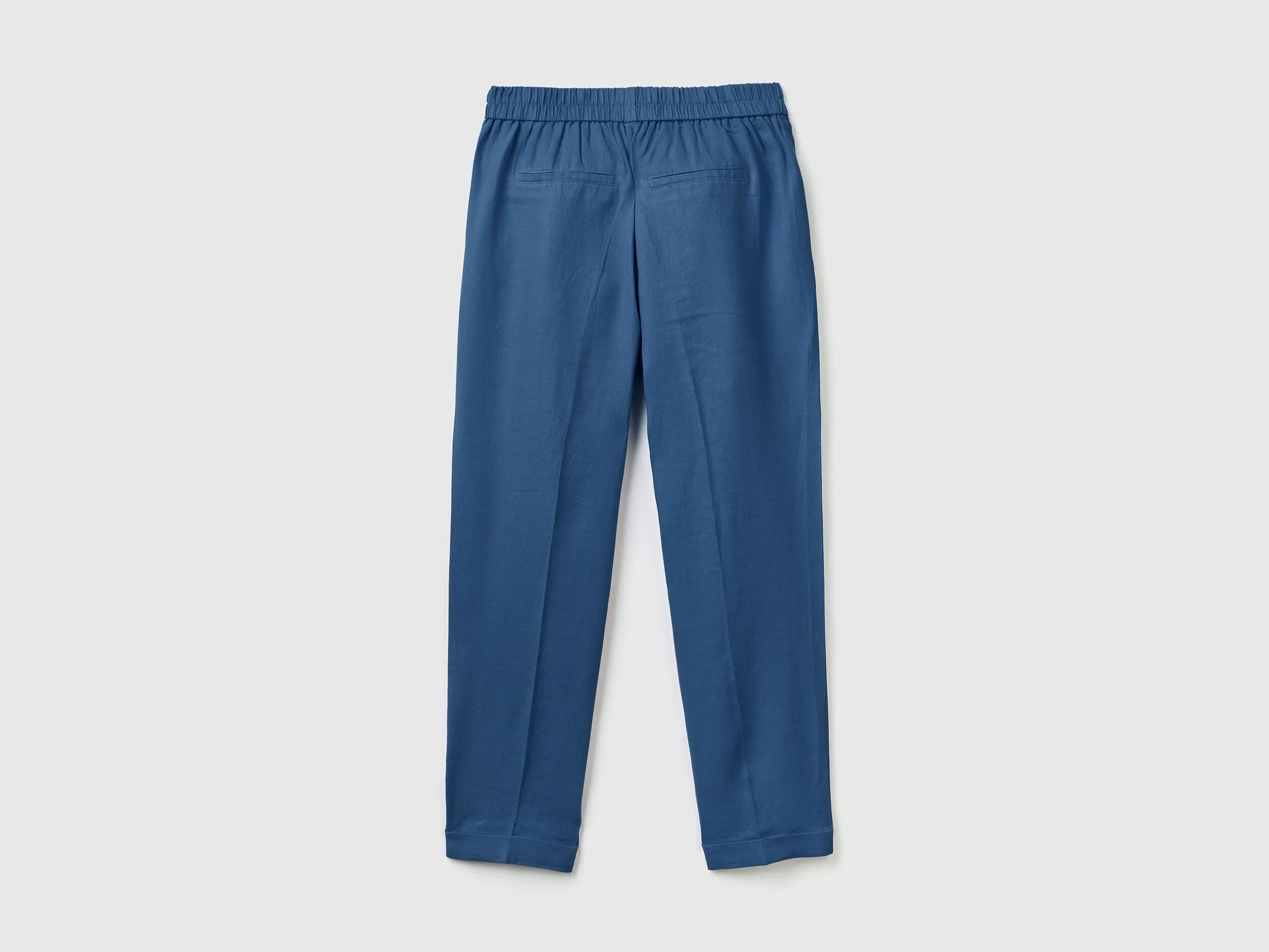 Pantalón cropped de 100% lino