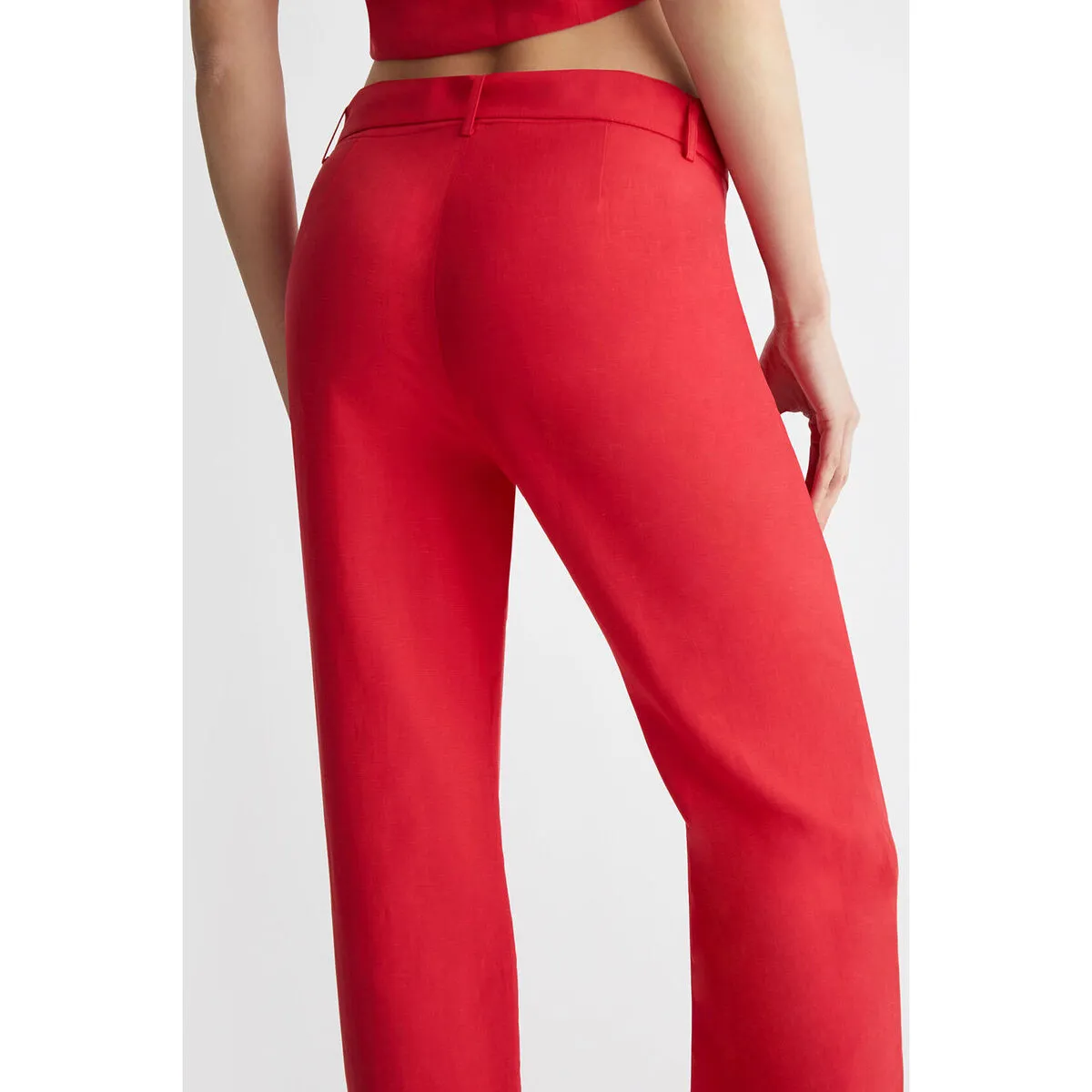 Pantalón con cinturón