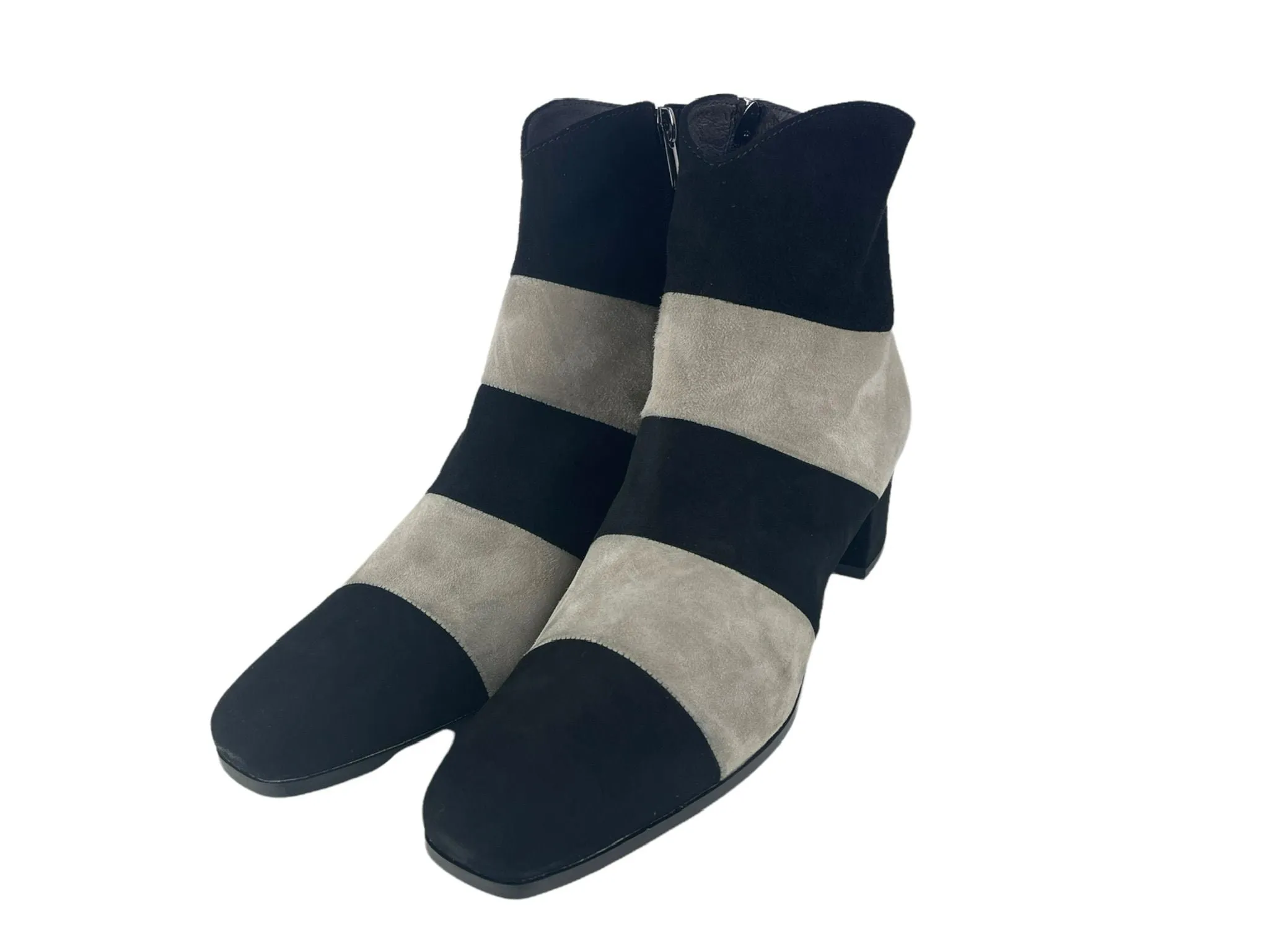 Plumers Menorca | Botín artesanal piel ante negro gris rayas Mahón