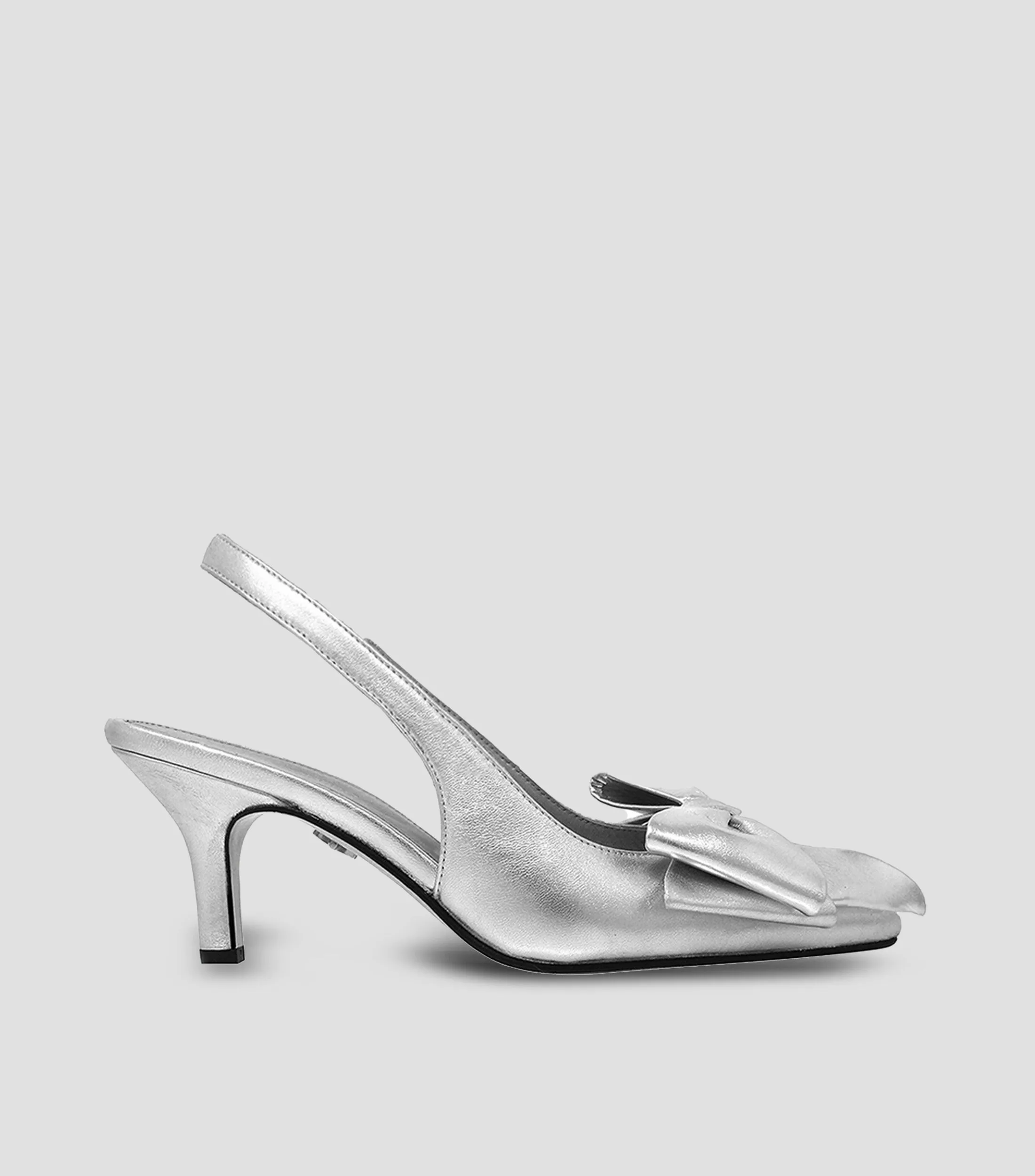 Regina Romero Zapatillas Slingback con tacón bajo y delgado Mimi Mujer