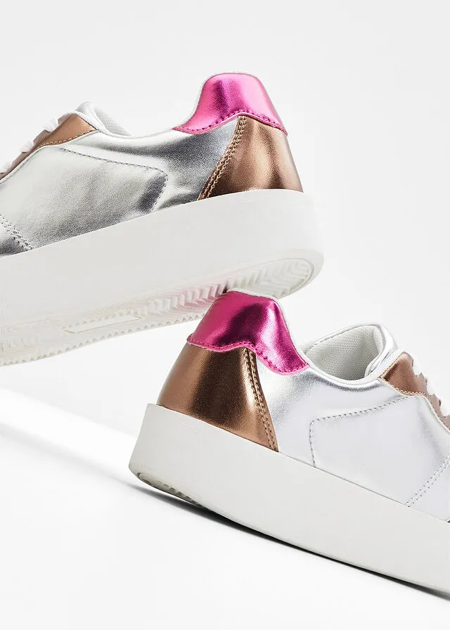 SNEAKERS BAJOS CON PLATAFORMA PLATACAFé CON HIELOROSA OSCURO