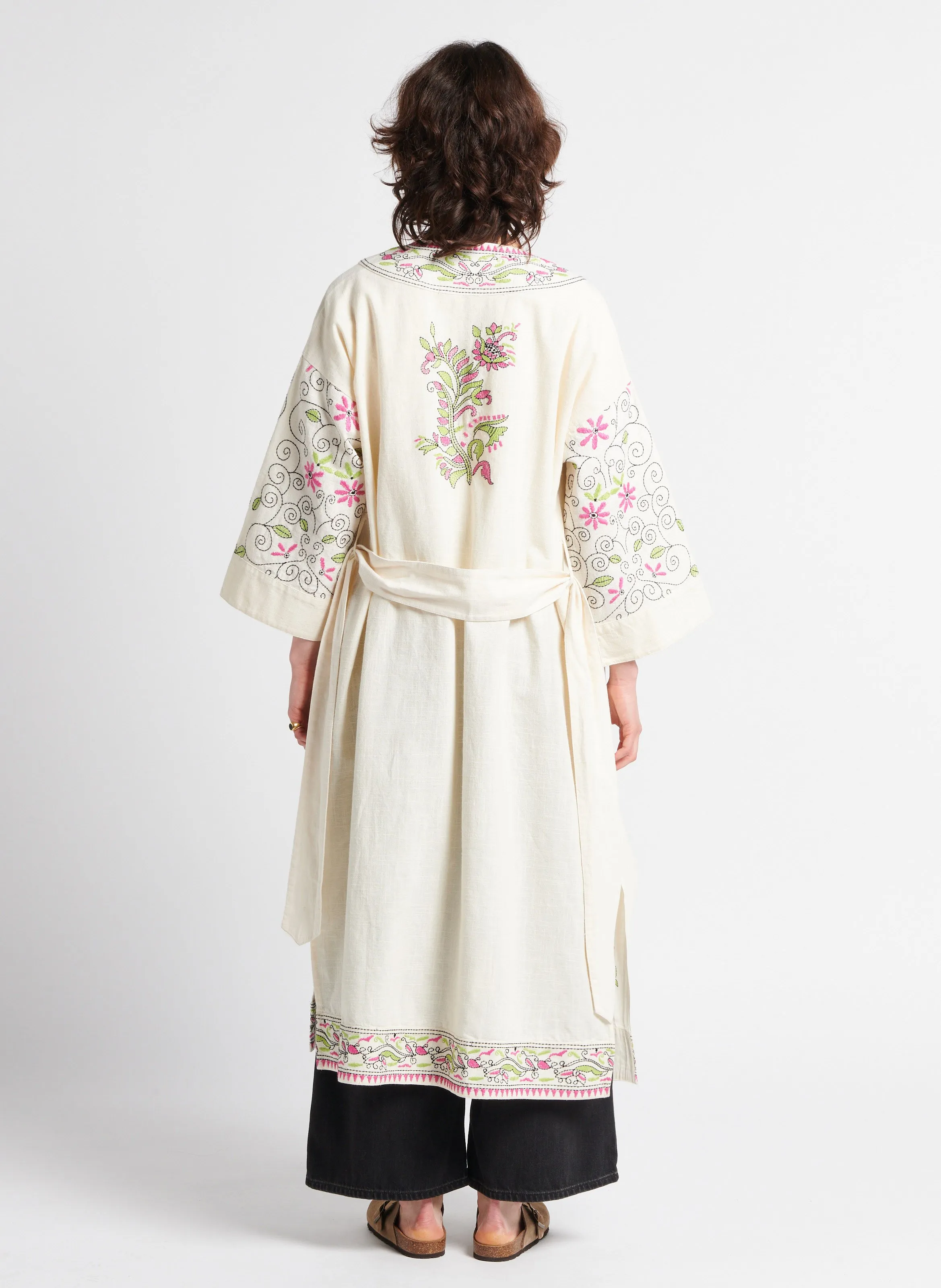 STELLA FOREST MAEVA  KIMONO LARGO BORDADO DE ALGODóN EN BEIGE