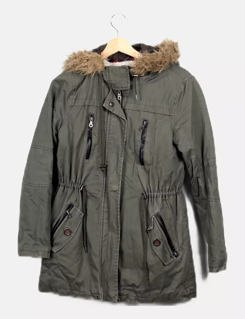 Stradivarius Parka kaki básica