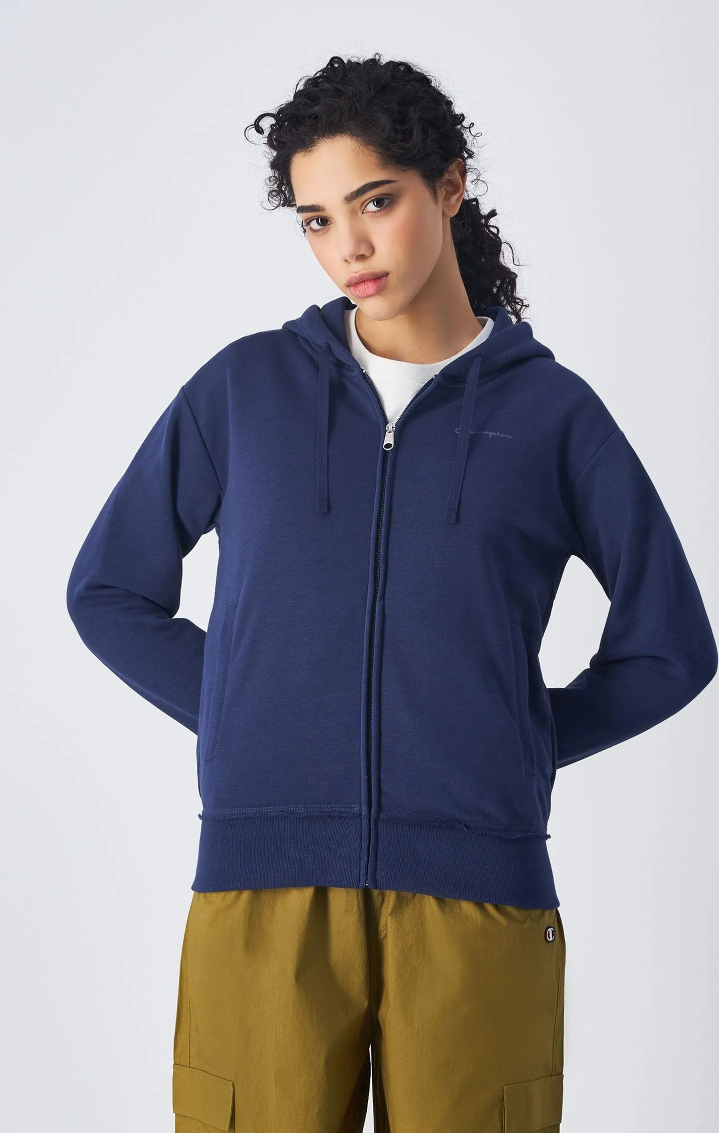 Sudadera relajada con cremallera y capucha