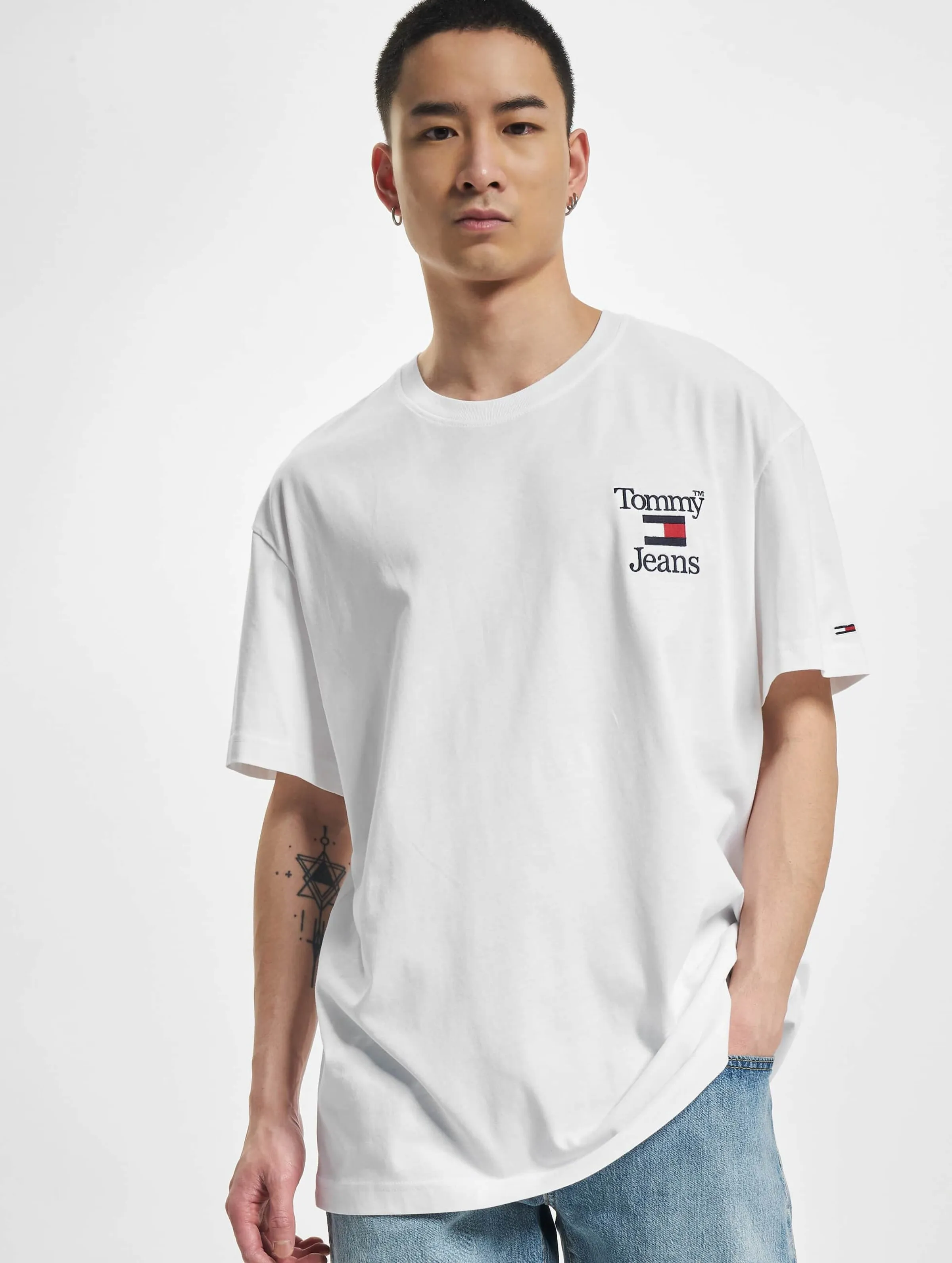 Tommy Jeans Relaxed Chest Logo