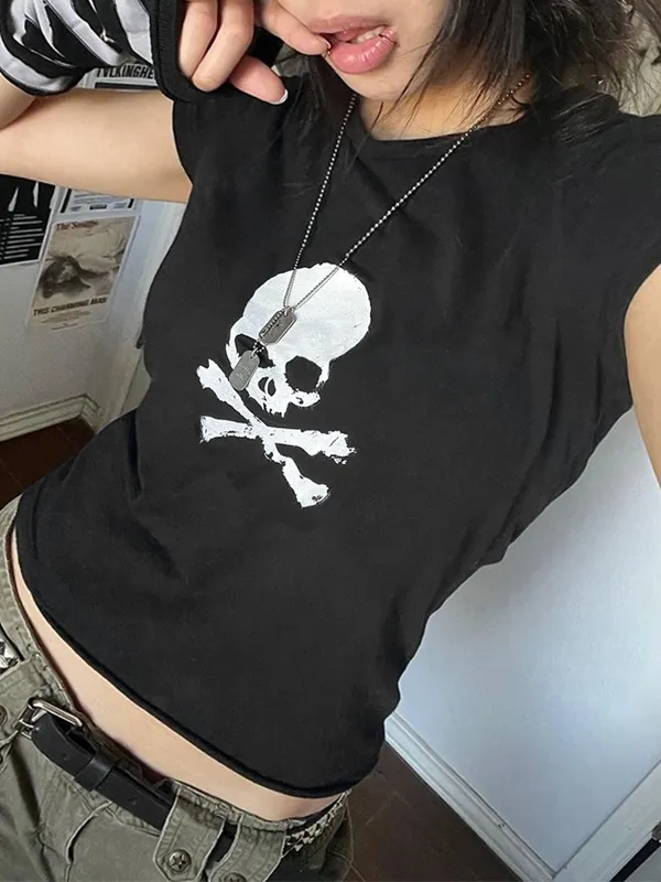 Top corto Y2K de manga corta con estampado de calaveras