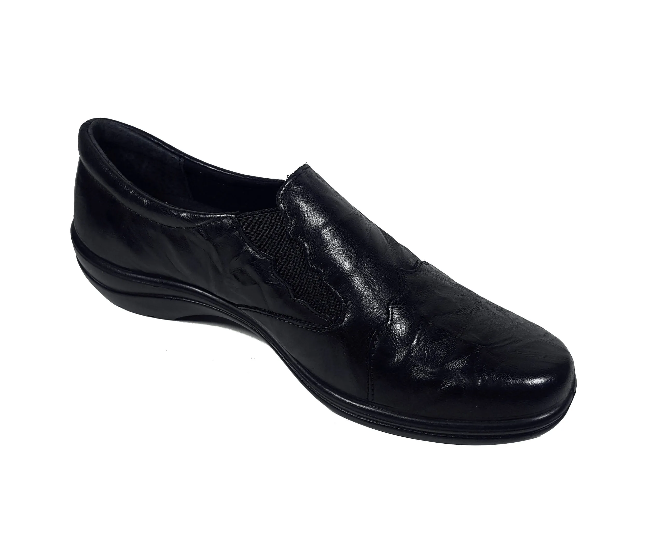 Zapato con elástico. (Romika)