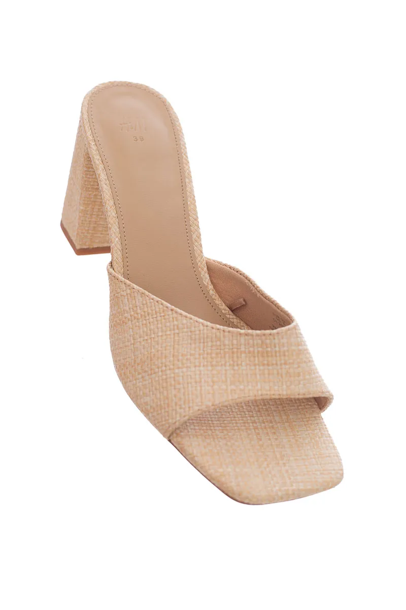 ZAPATOS COLOR BEIGE  H&AMP;M