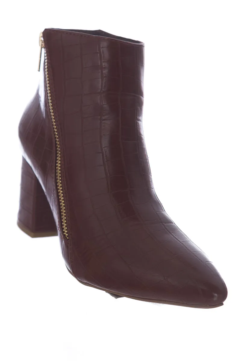 ZAPATOS COLOR CAFé  SHE &AMP; IN
