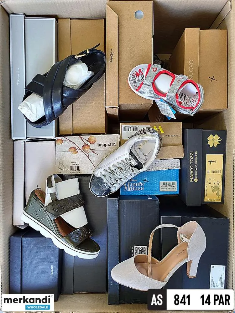 Zapatos de hombre empaquetados originalmente: una mezcla de calzado de primera calidad Categoría A