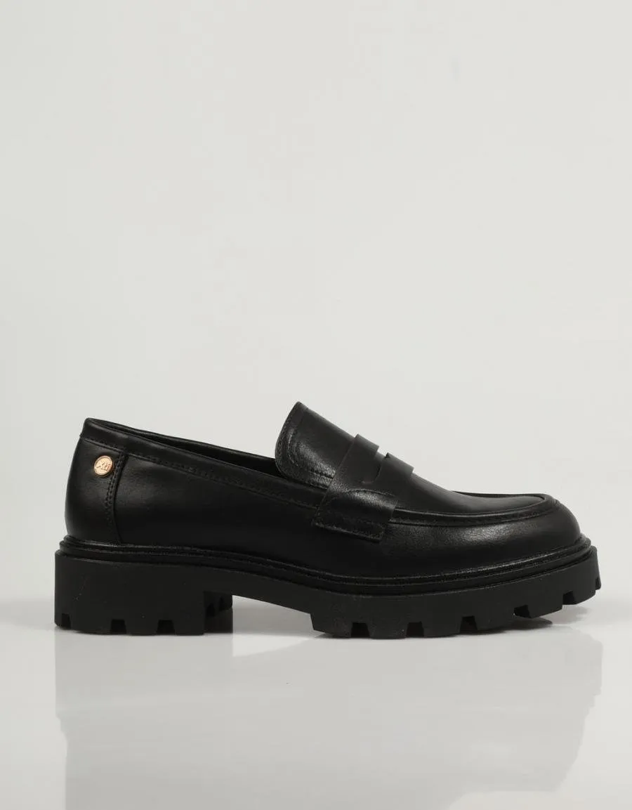  zapatos sport XTI 141817 en Negro 83536