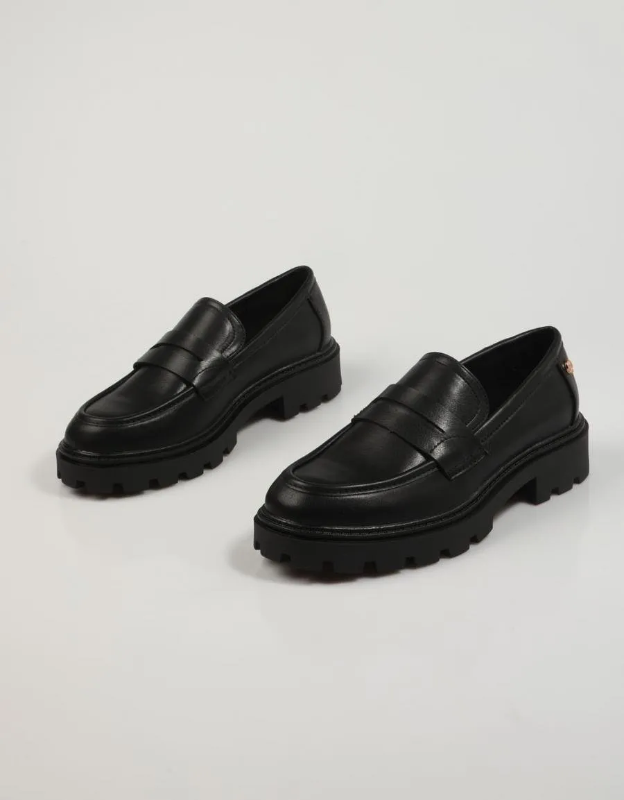 zapatos sport XTI 141817 en Negro 83536