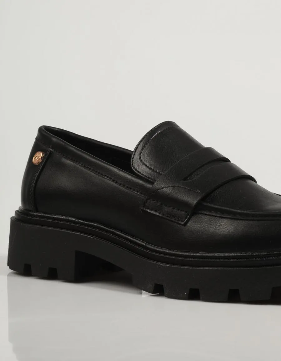  zapatos sport XTI 141817 en Negro 83536